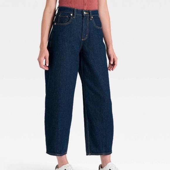 Universal Thread Denim - Universal thread high rise easy barrel dark wash size 2 jeans